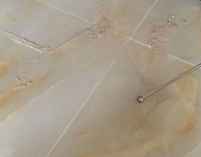 罗湖瓷砖空鼓维修公司分享粘合剂选择不当在瓷砖铺贴过程中可能导致以下问题